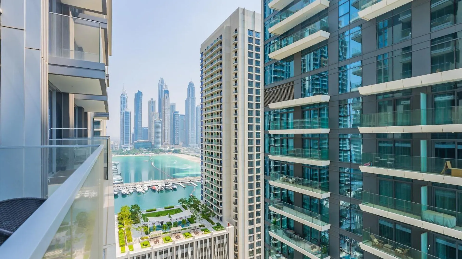 Seabreeze Escape-Serene 2Br -Private Beach Access Dubai United Arab Emirates